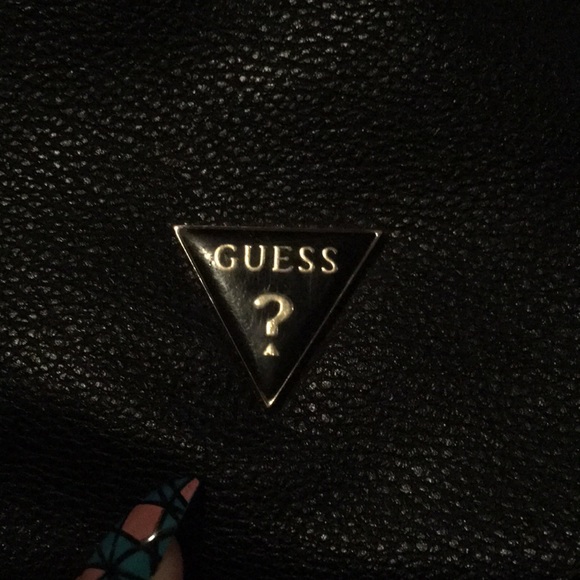 Authentic leather Guess purse - Picture 3 of 8
